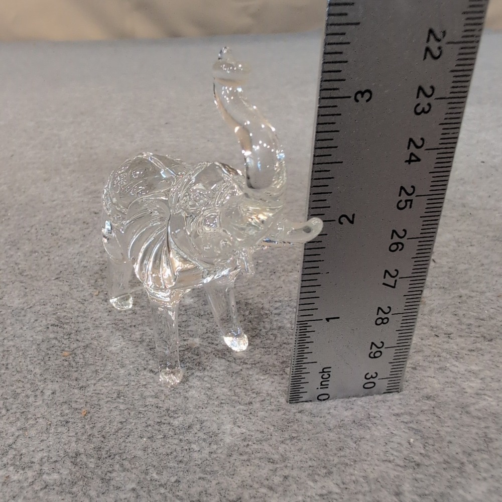 Clear‎ Glass Elephant Figurine Trunk Up Lucky Animal Paperweight Decor - Picture 2 of 4